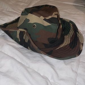 Camouflage S/M Hat 🤠